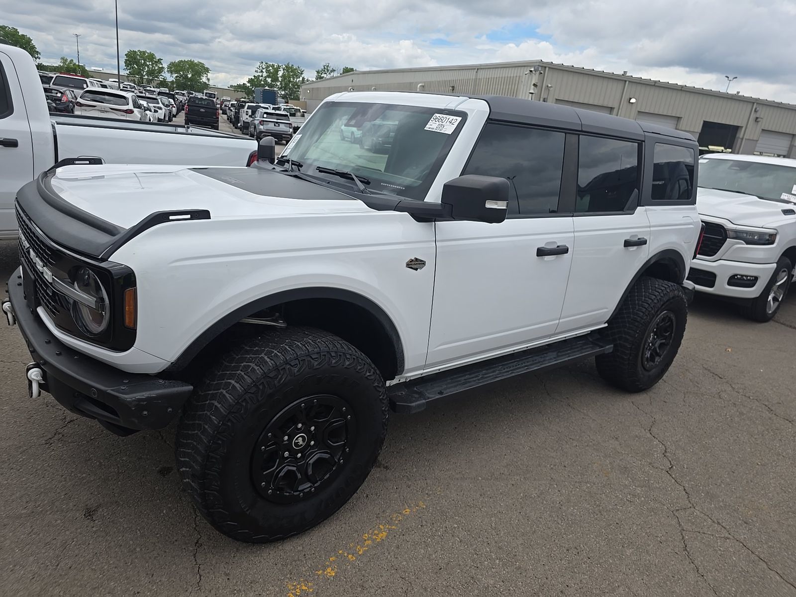 FORD BRONCO - 1