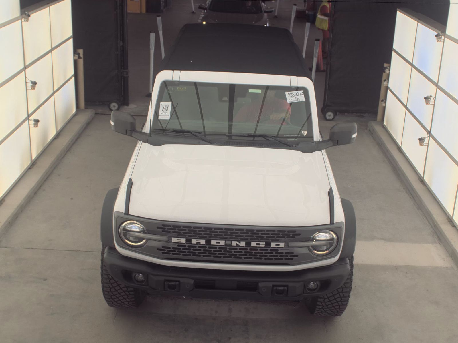 FORD BRONCO - 3