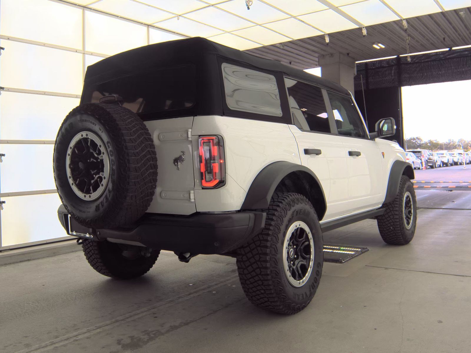 FORD BRONCO - 5