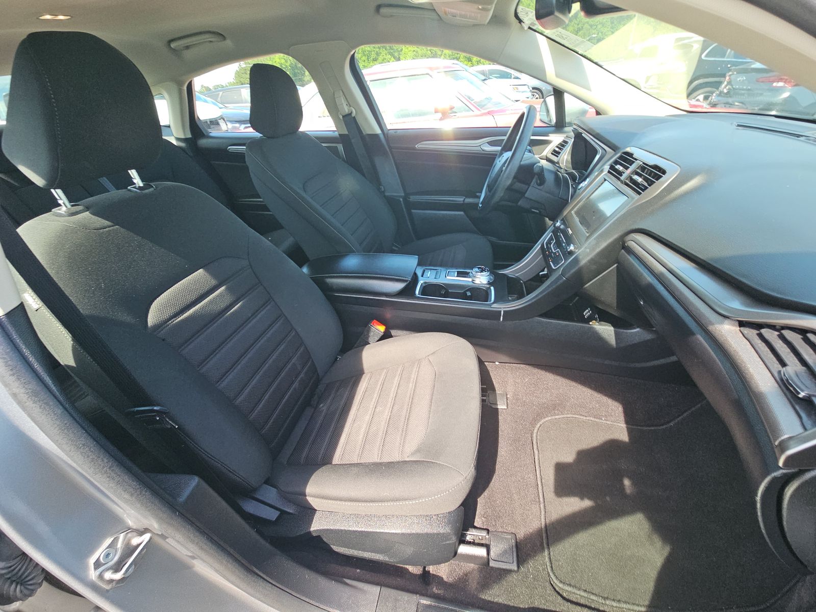 FORD FUSION - 9