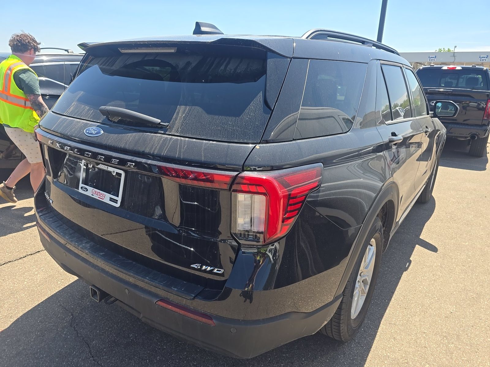 FORD EXPLORER - 5
