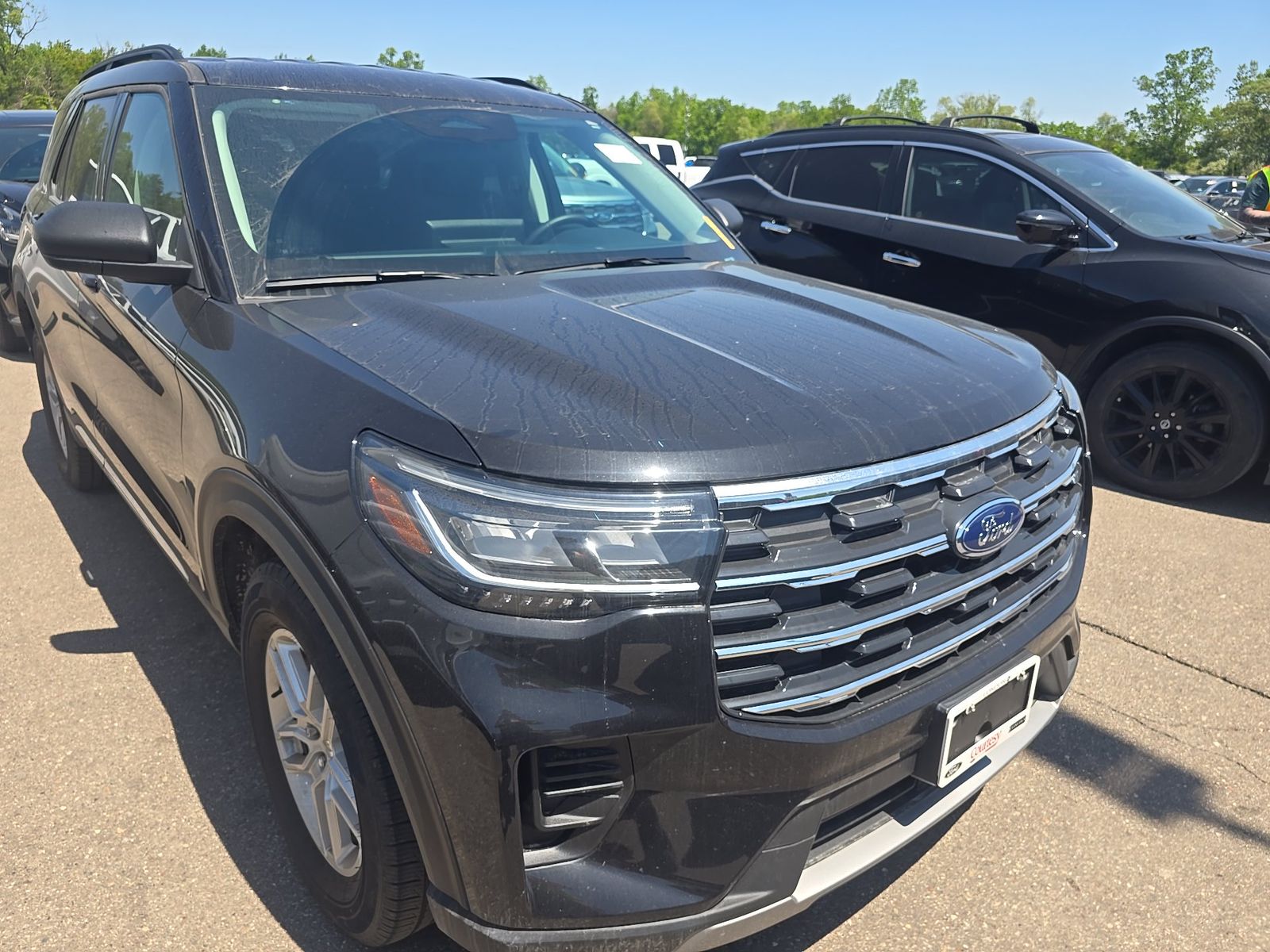 FORD EXPLORER - 4