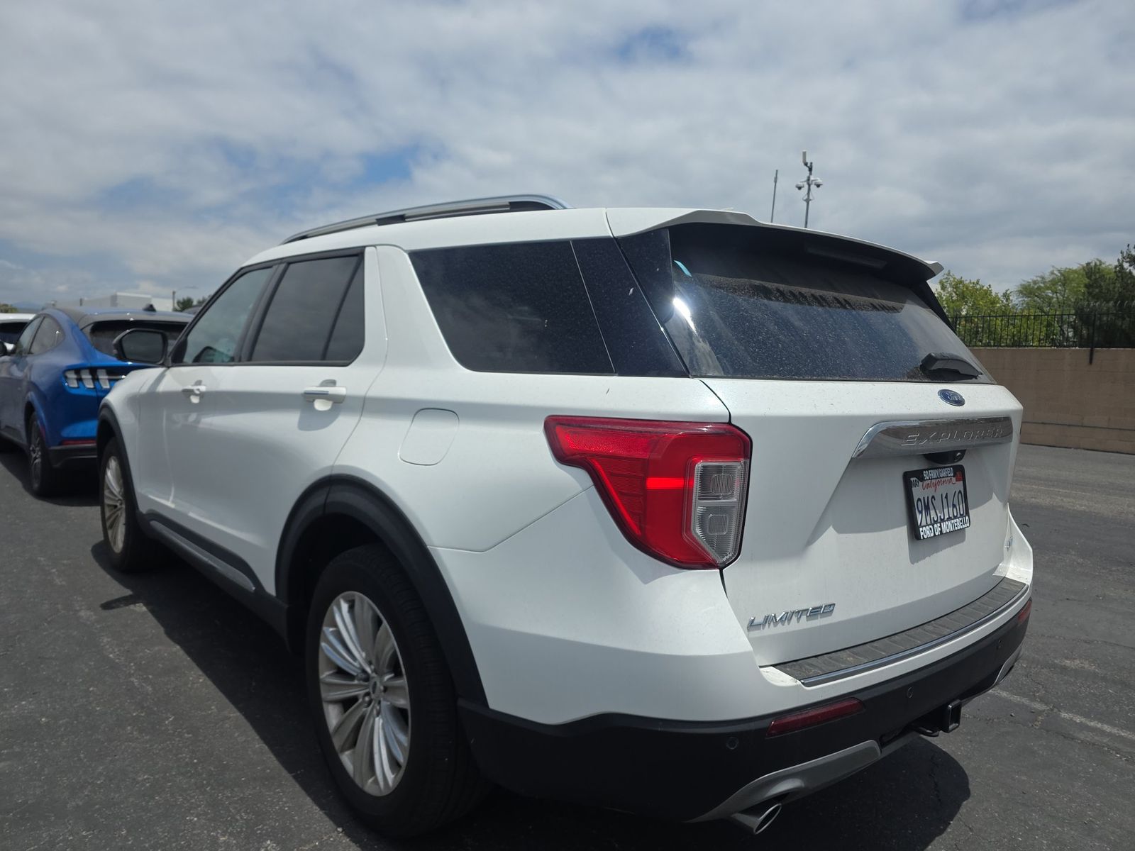 FORD EXPLORER - 7