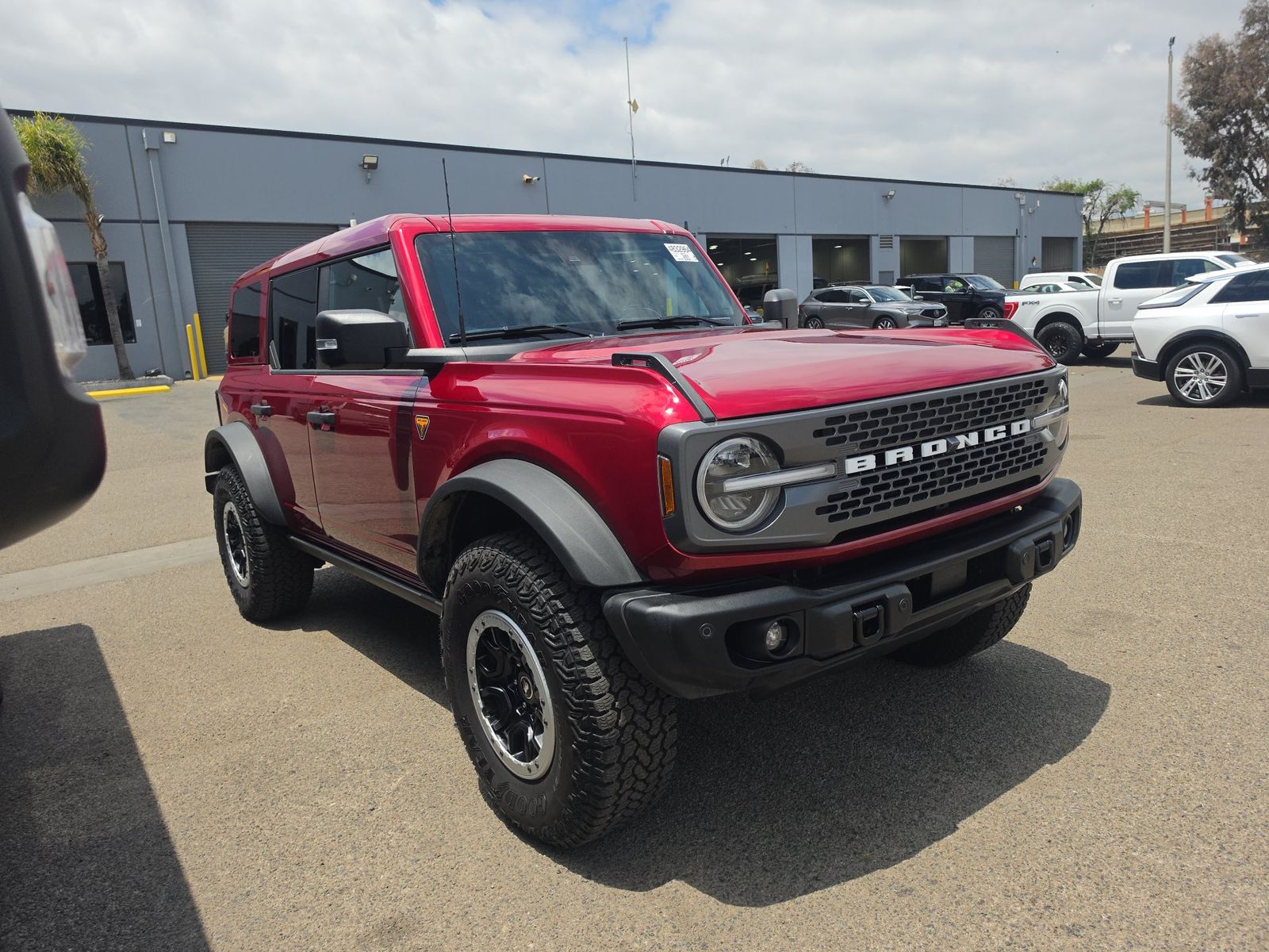 FORD BRONCO - 4