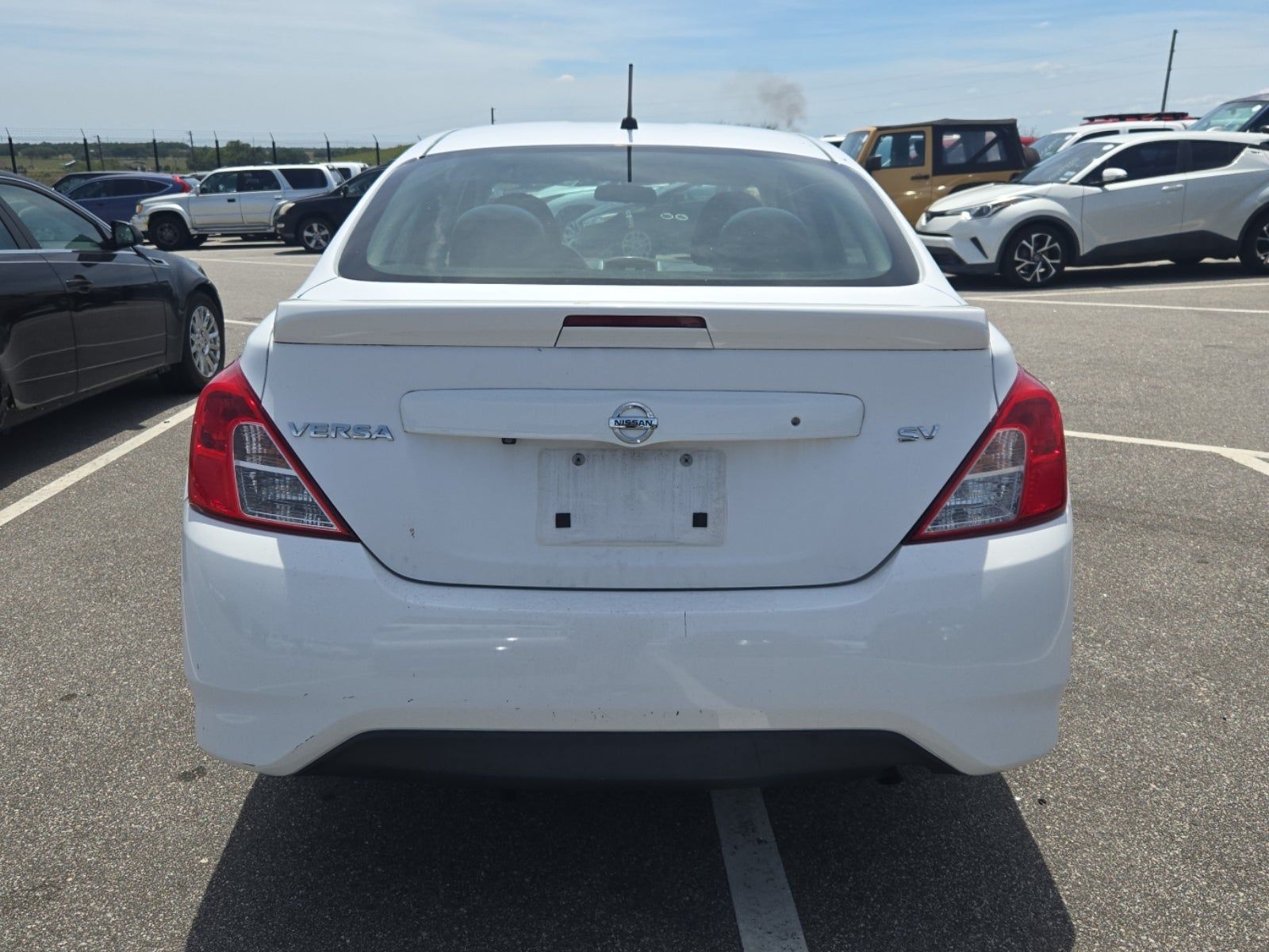 NISSAN VERSA - 5