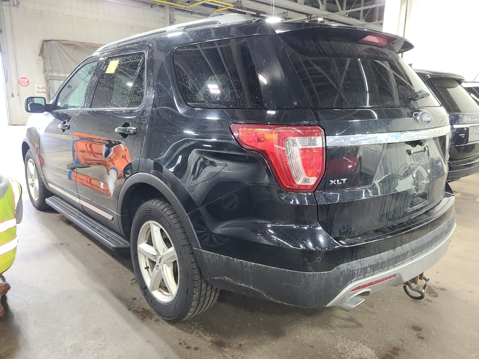 FORD EXPLORER - 4