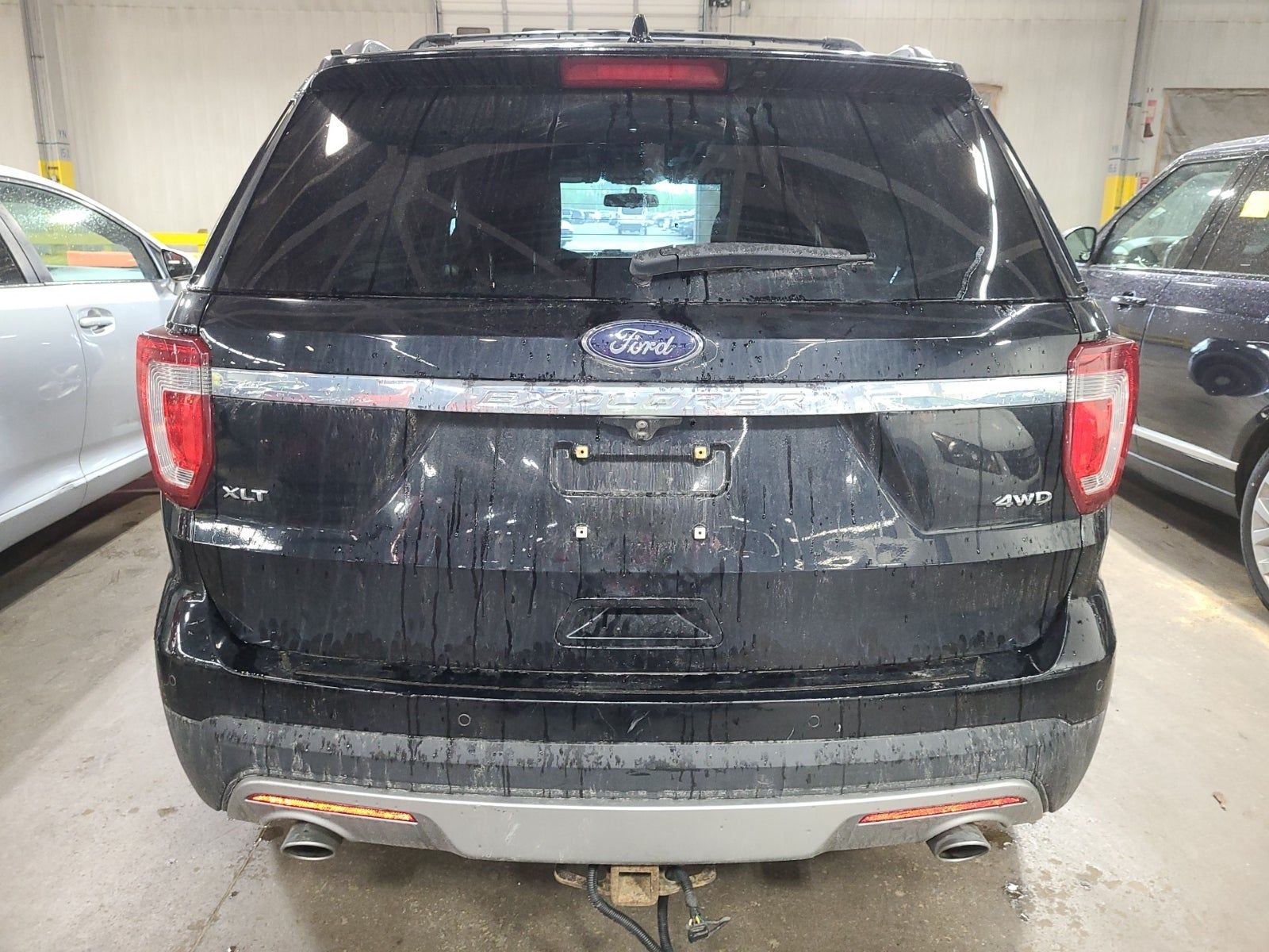 FORD EXPLORER - 5