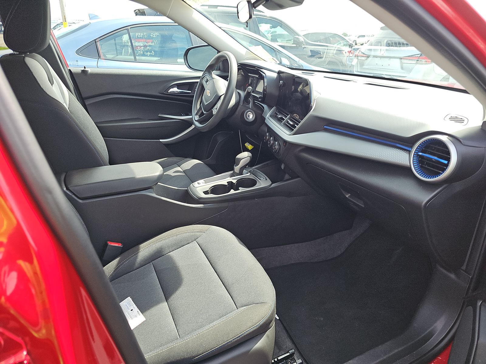 CHEVROLET TRAX - 9