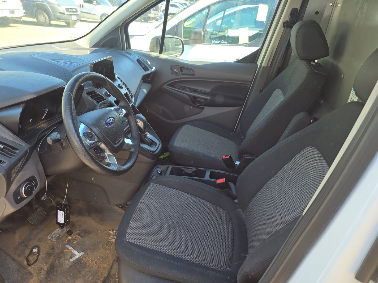 FORD TRANSIT CONNECT - 8