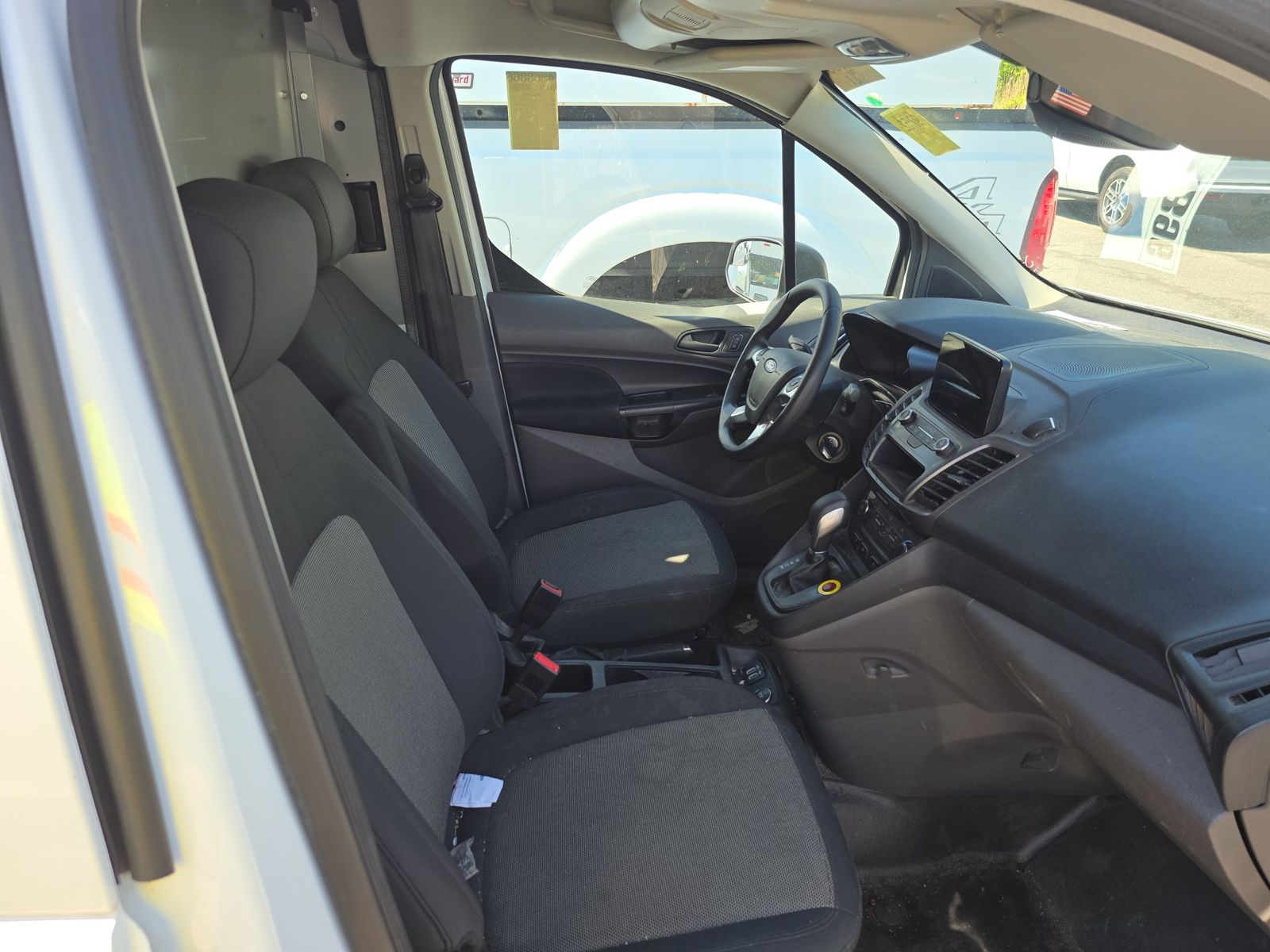 FORD TRANSIT CONNECT - 9