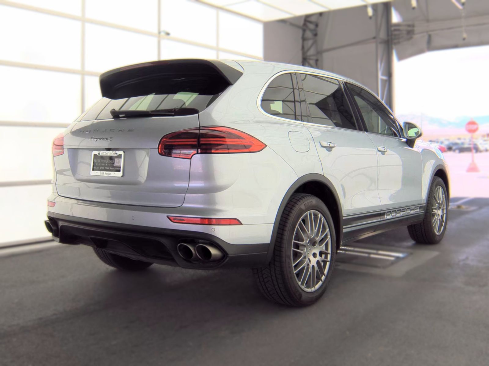 PORSCHE CAYENNE - 6