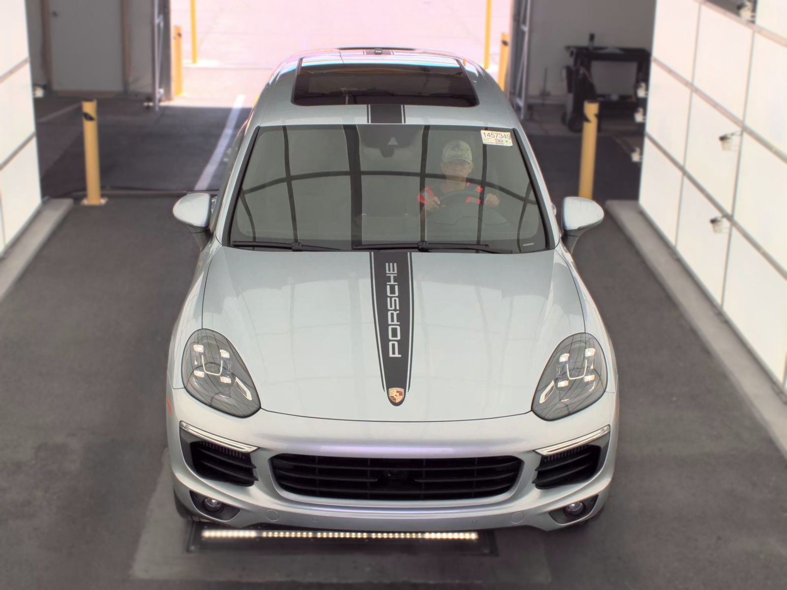 PORSCHE CAYENNE - 3
