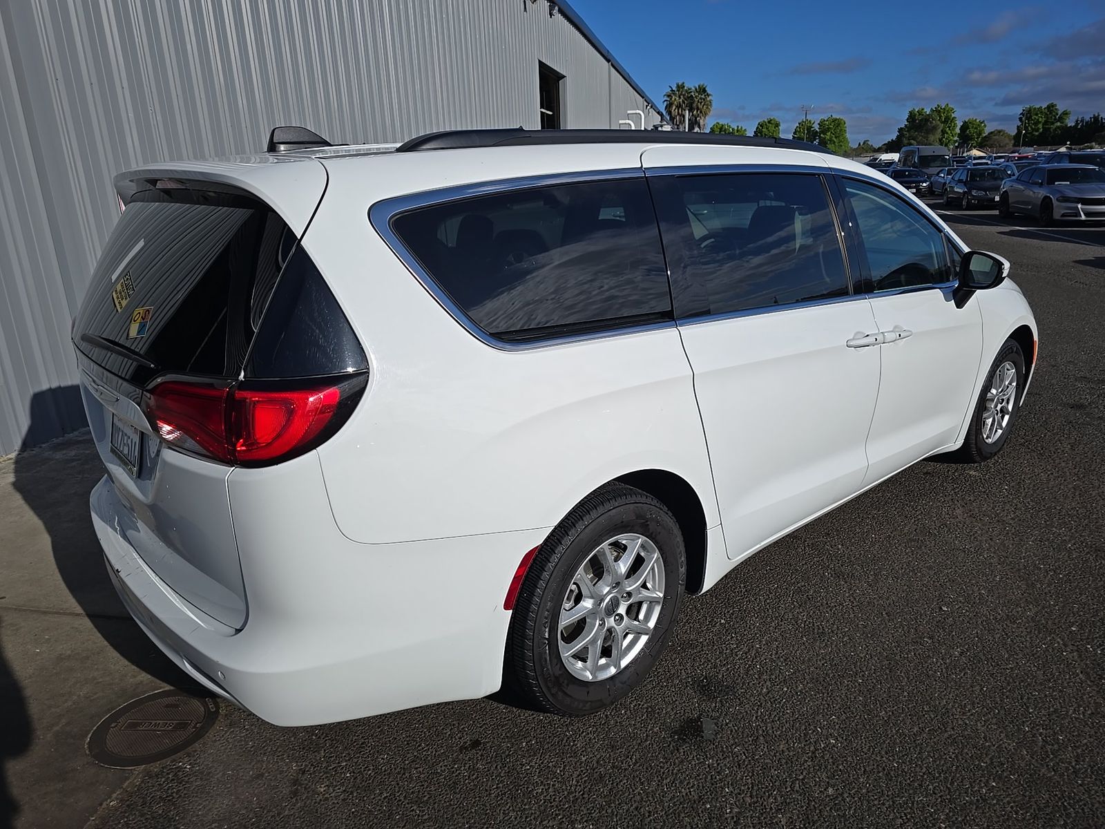 CHRYSLER VOYAGER - 5
