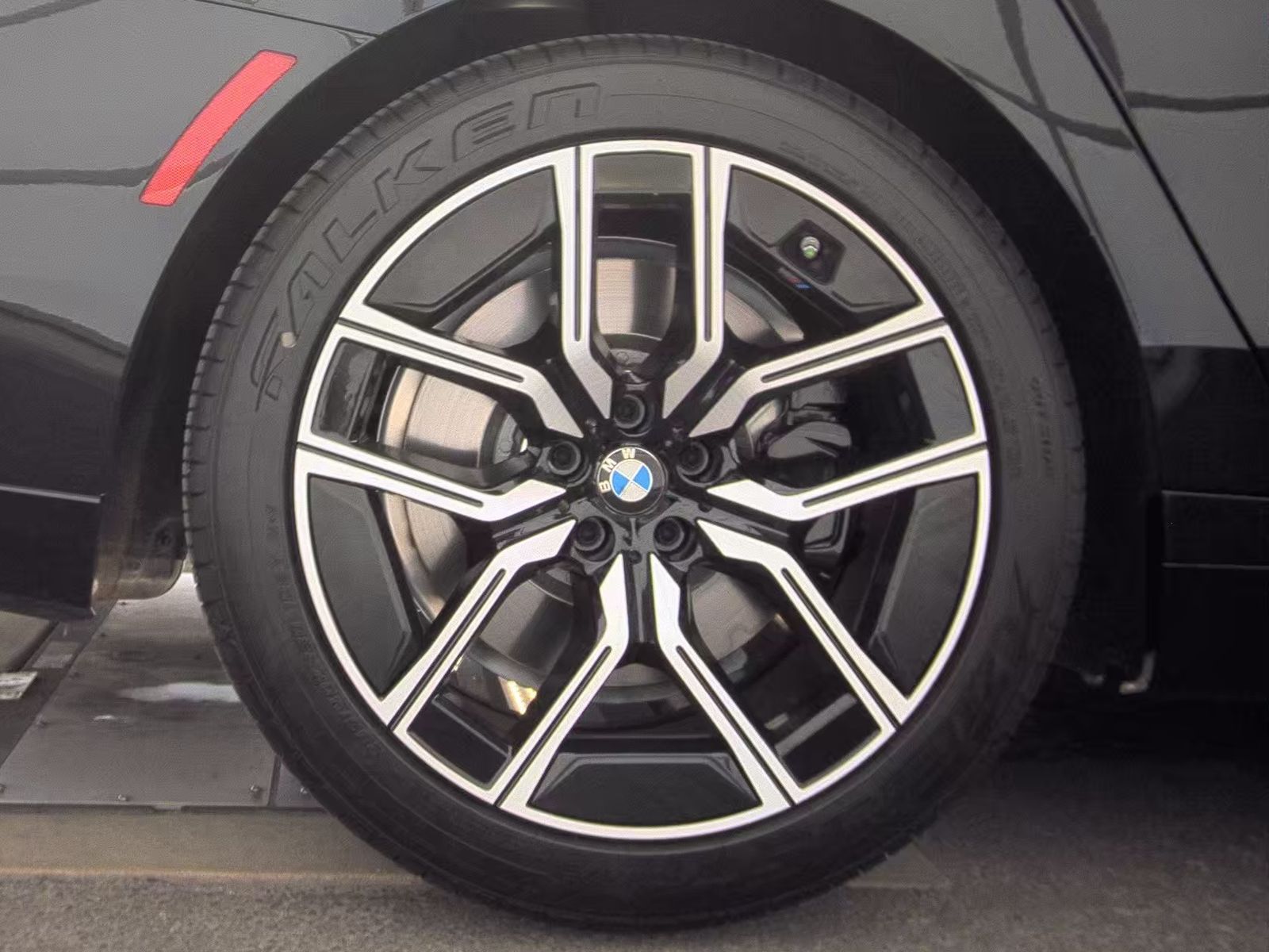 2026 BMW 7 Series 740i RWD