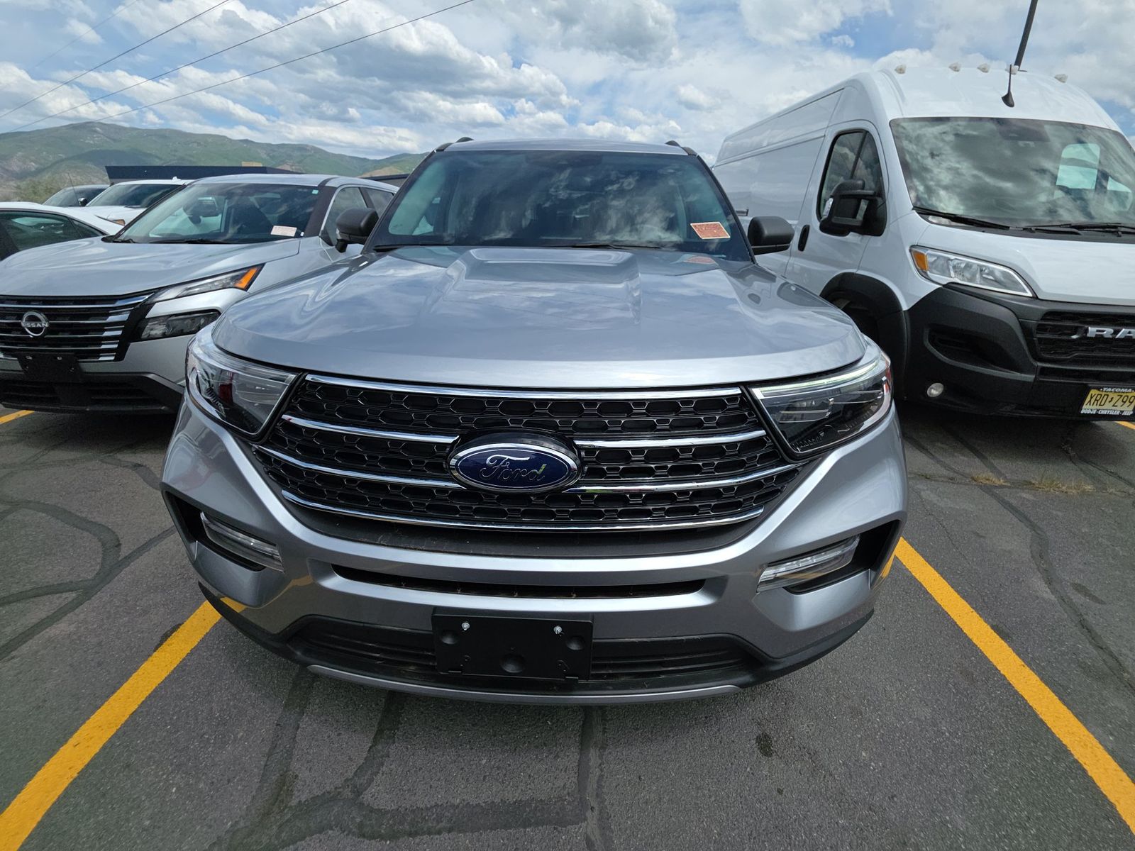 FORD EXPLORER - 3