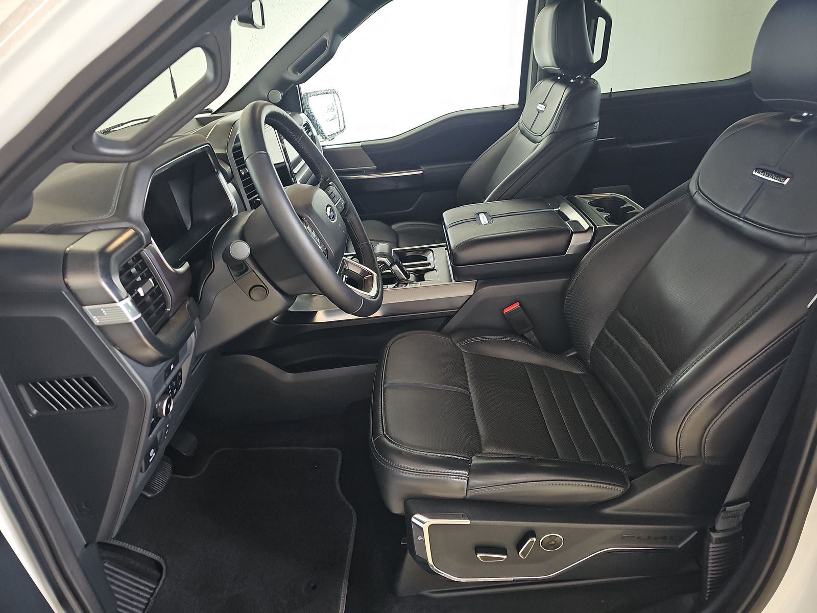 FORD F-150 - 8