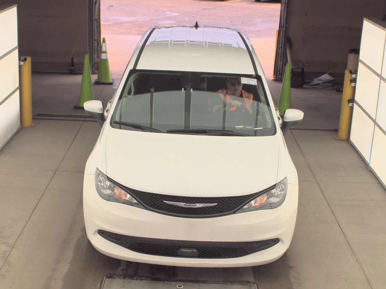 CHRYSLER VOYAGER - 3