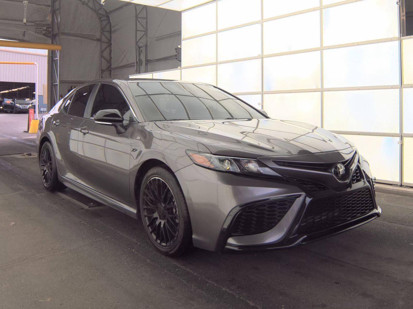 TOYOTA CAMRY - 4