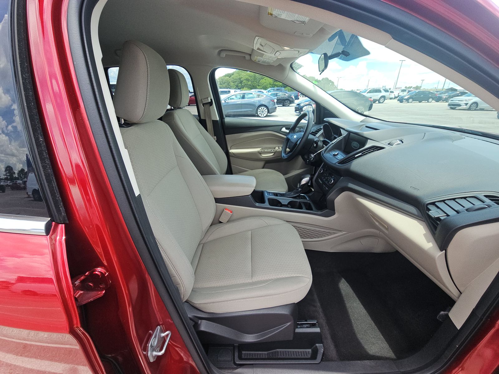 FORD ESCAPE - 9