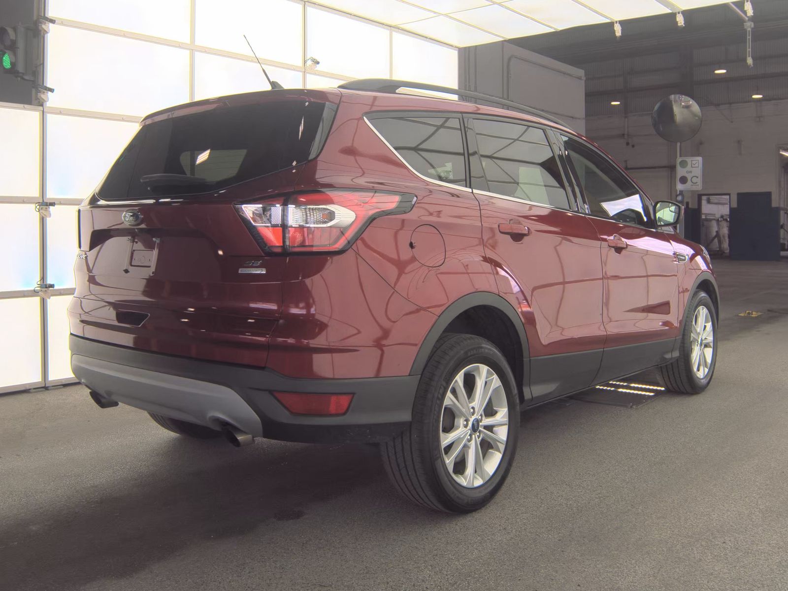 FORD ESCAPE - 5