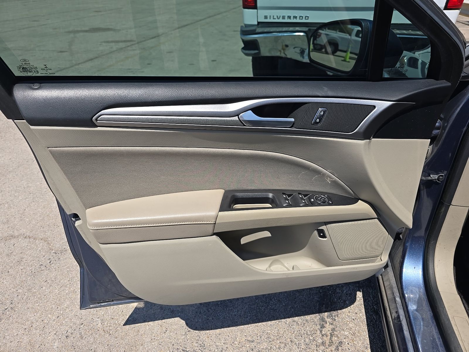 FORD FUSION - 10