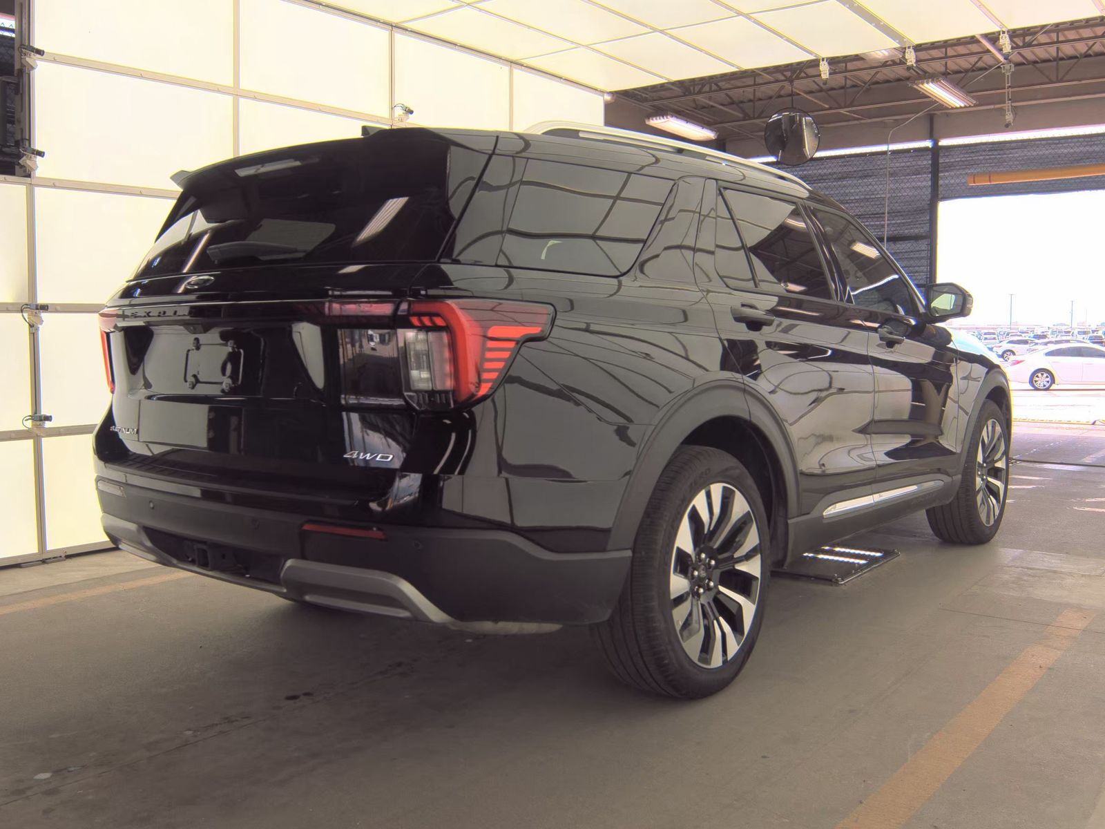 FORD EXPLORER - 5