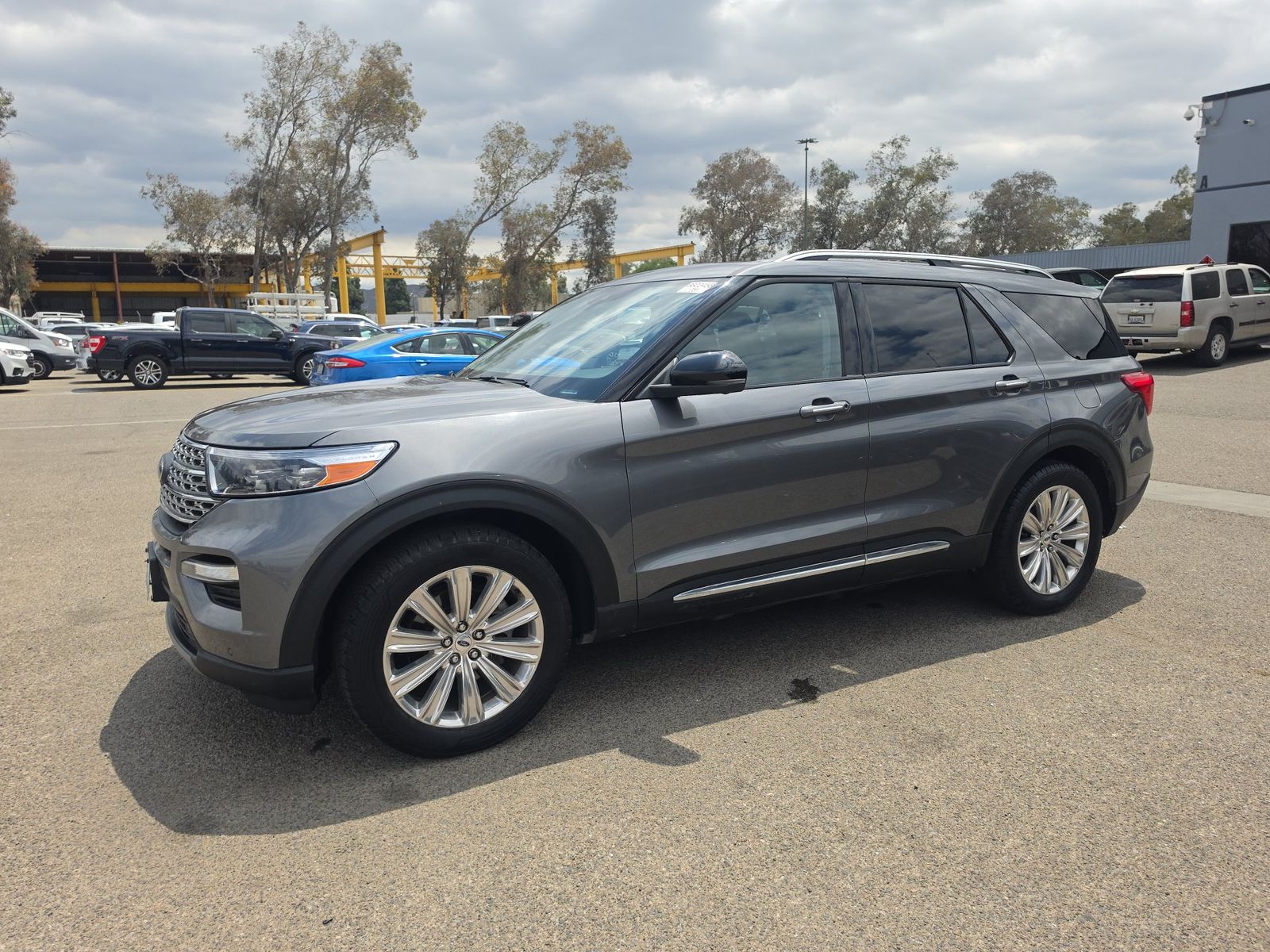 FORD EXPLORER - 1