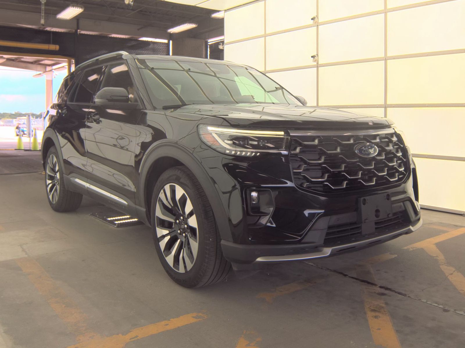 FORD EXPLORER - 4