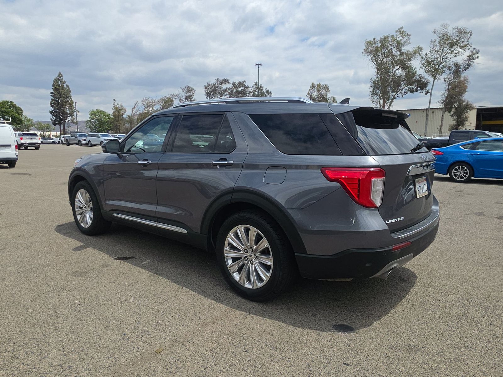 FORD EXPLORER - 7