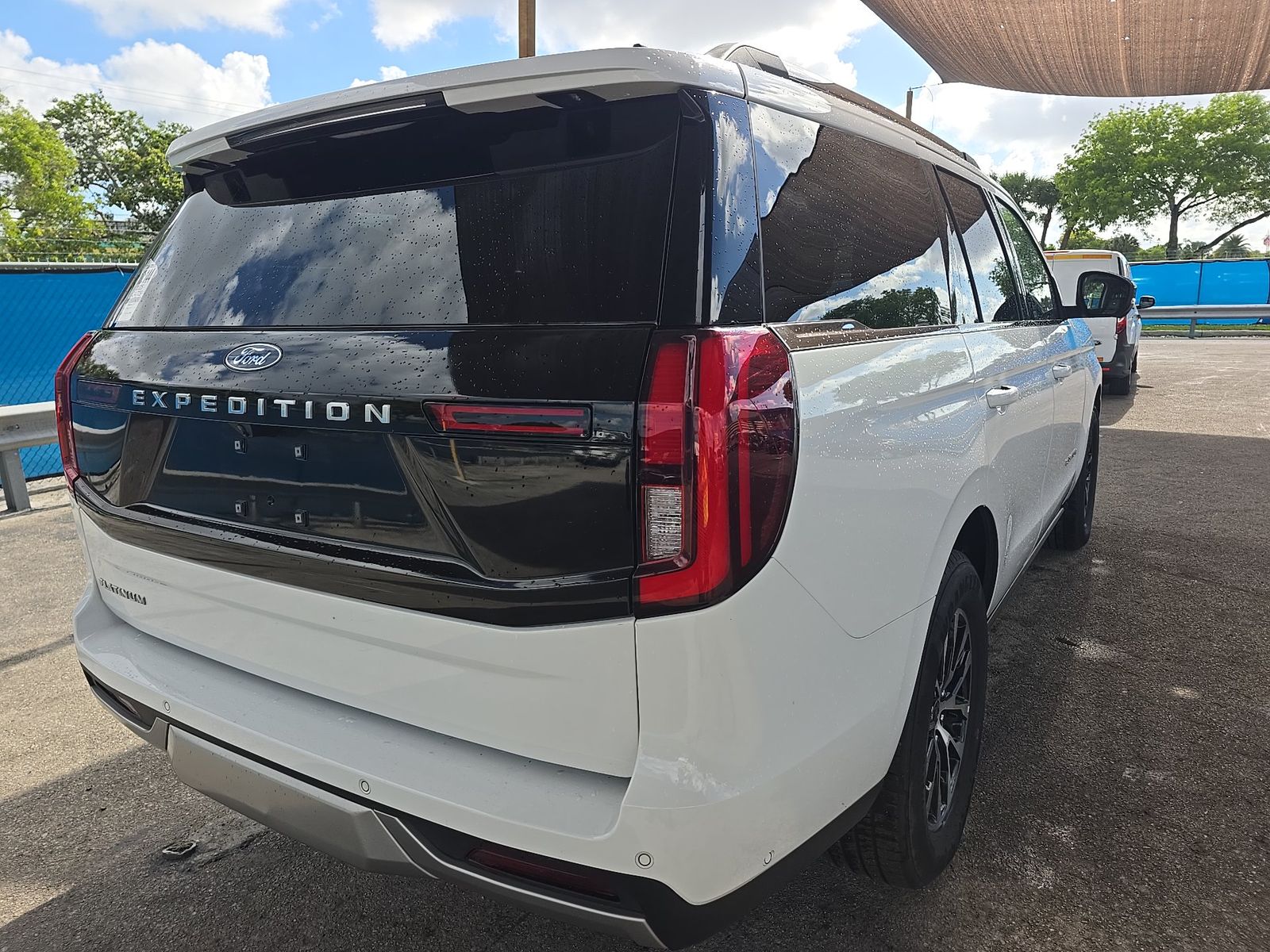 FORD EXPEDITION - 5