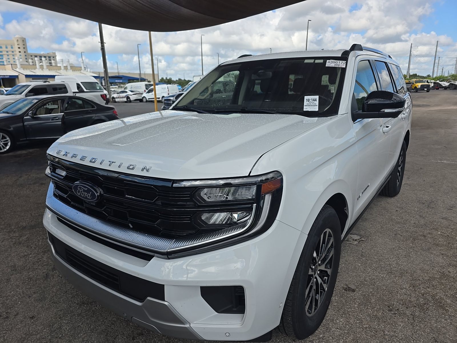 FORD EXPEDITION - 1