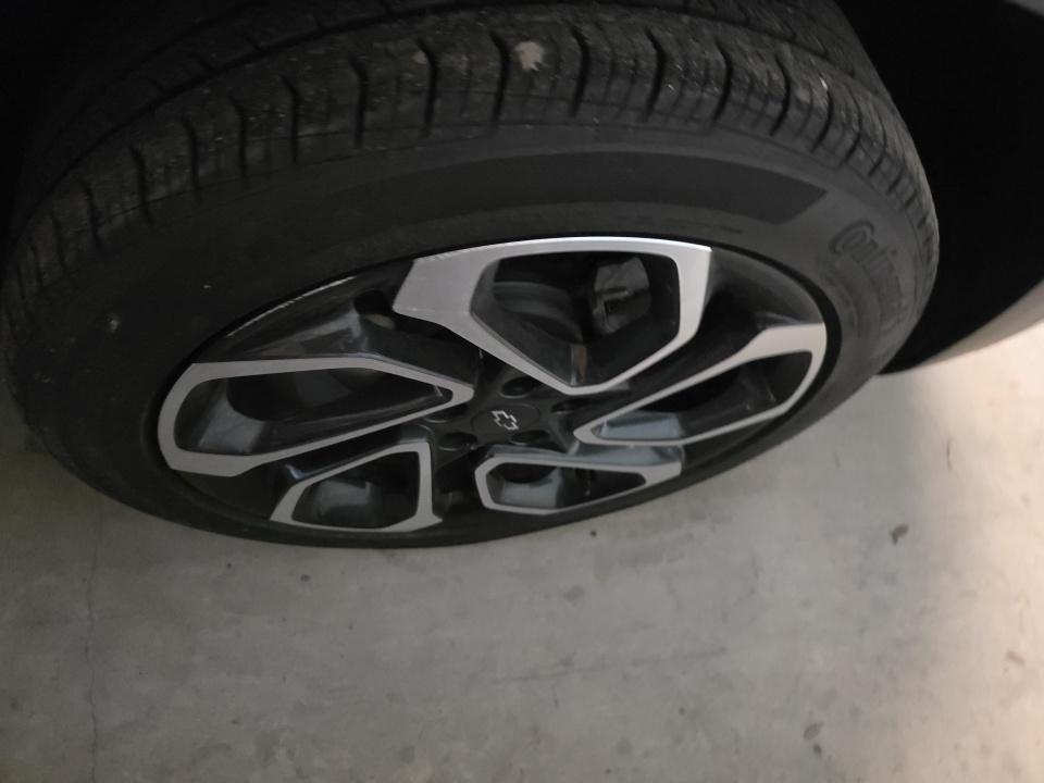 CHEVROLET TRAX - 10
