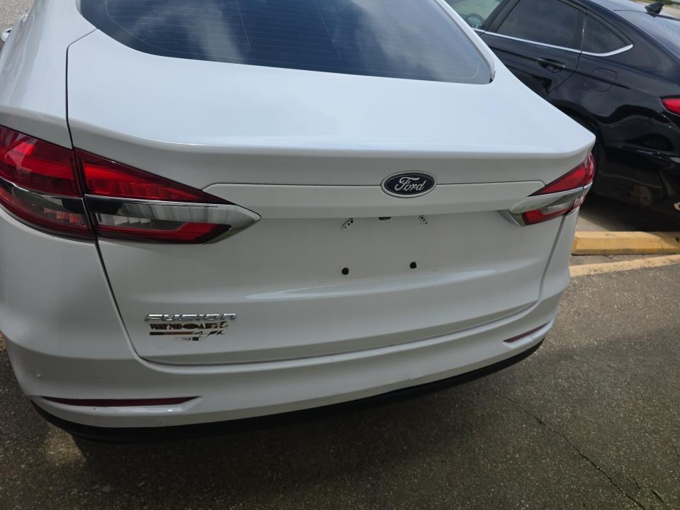 FORD FUSION - 6