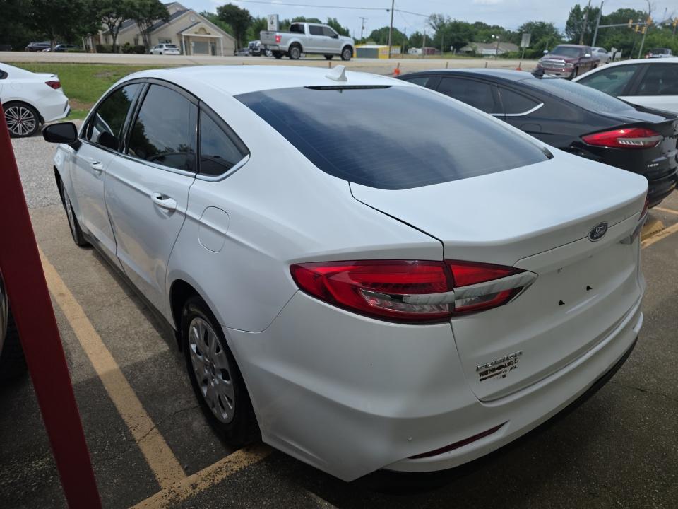 FORD FUSION - 7