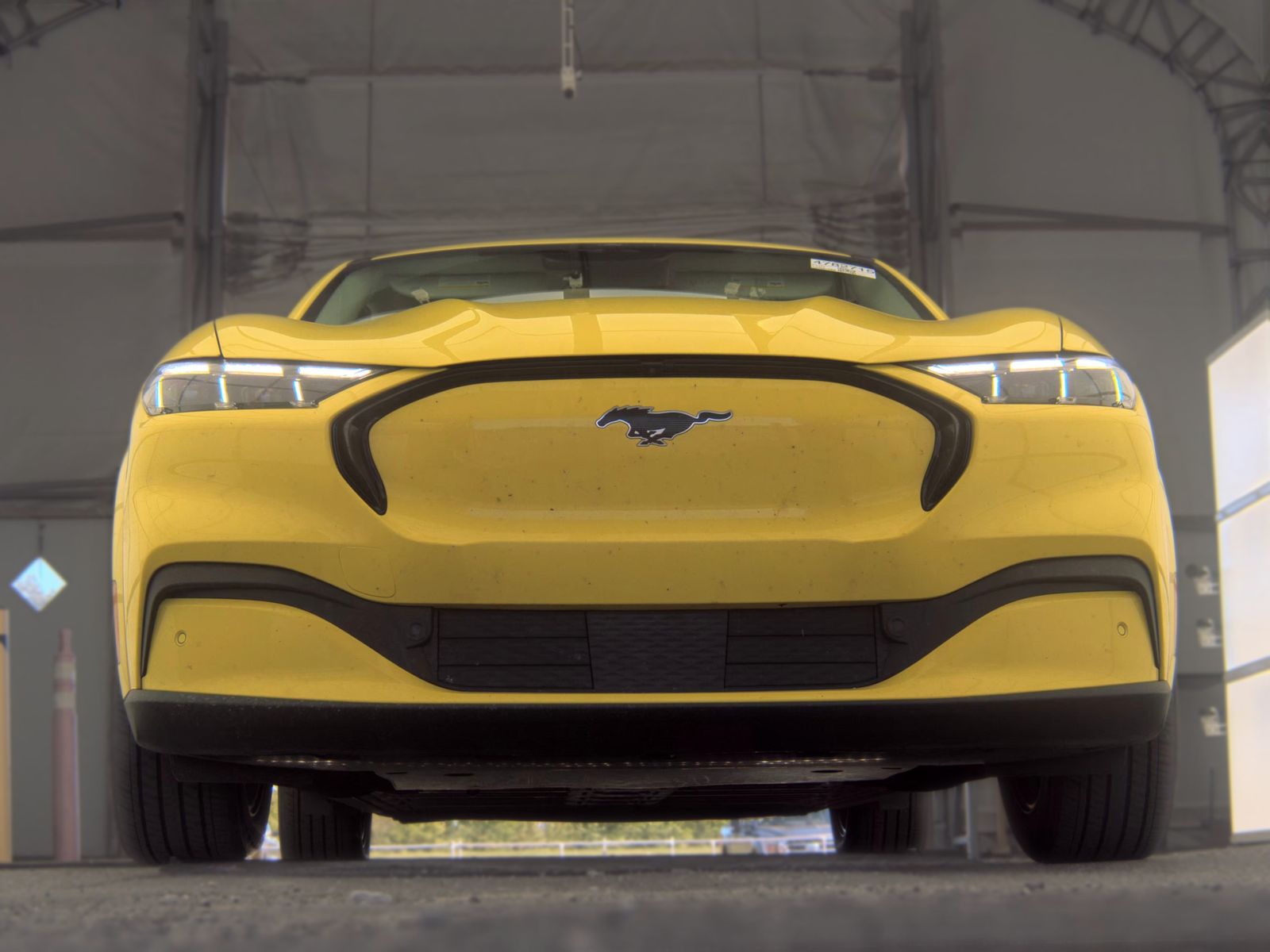FORD MUSTANG MACH-E - 4