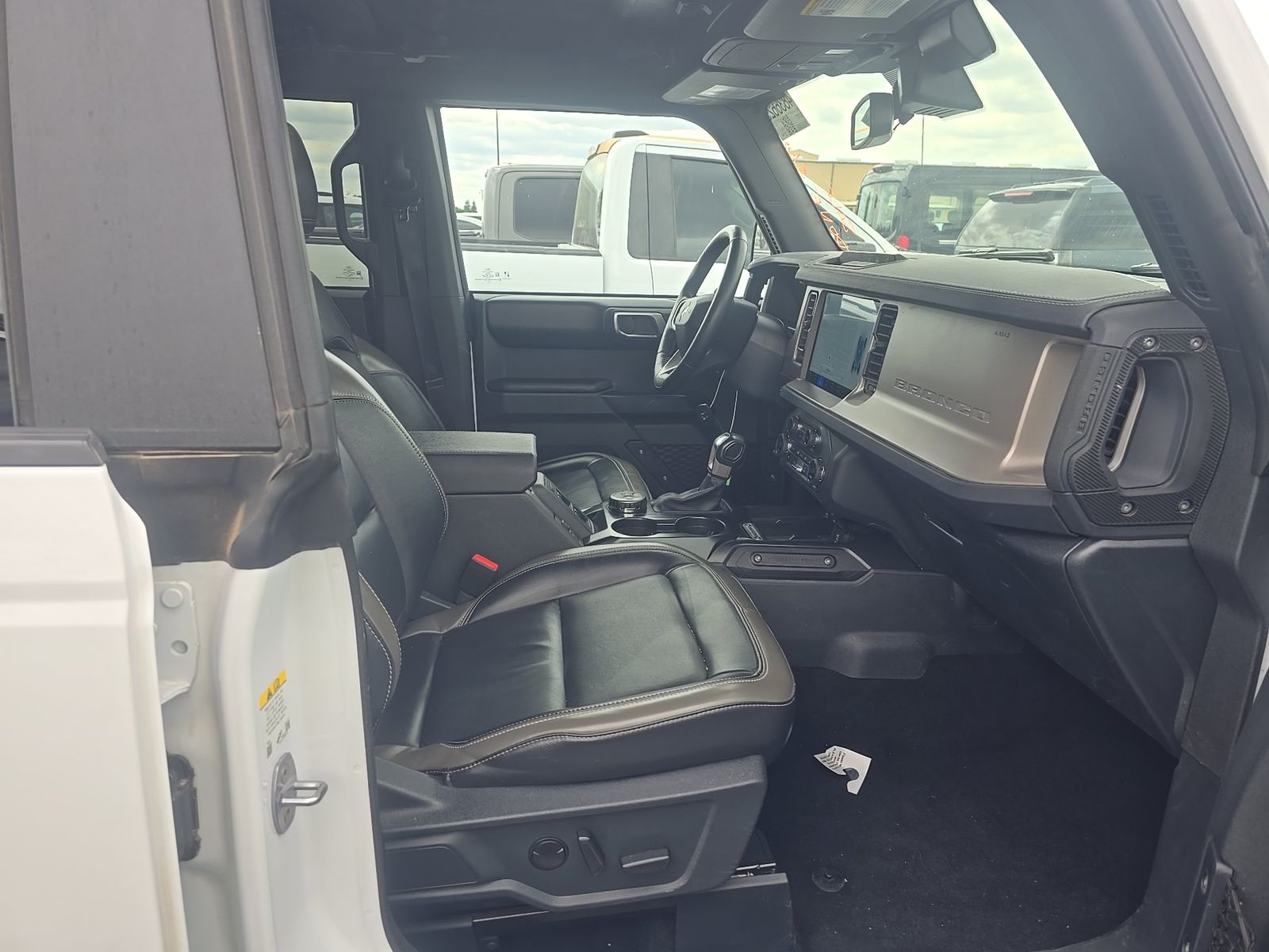 FORD BRONCO - 9