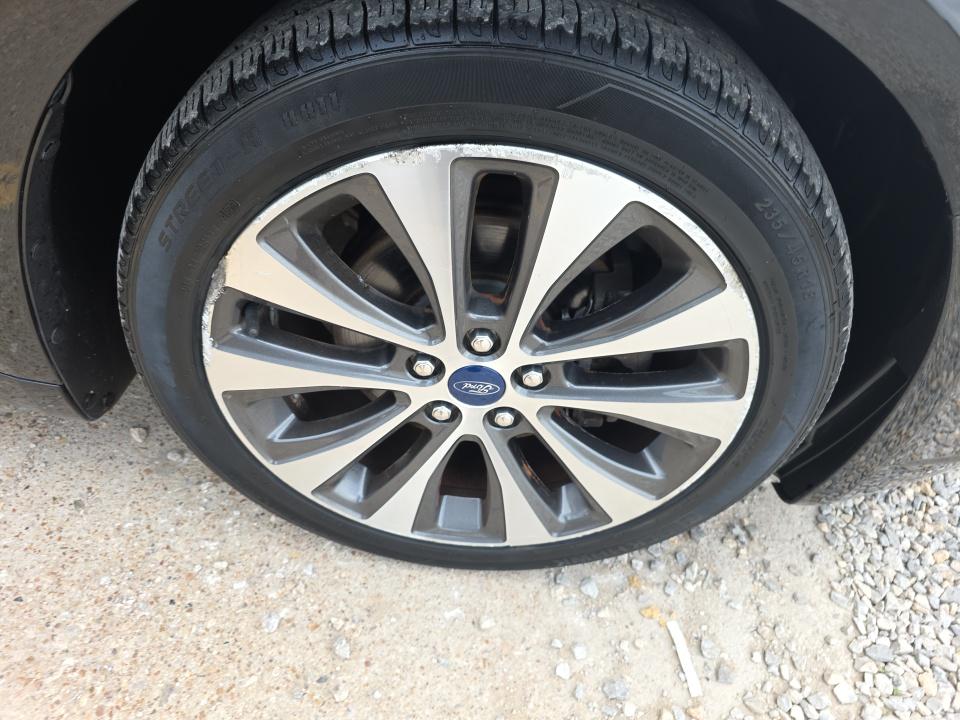 FORD FUSION - 10
