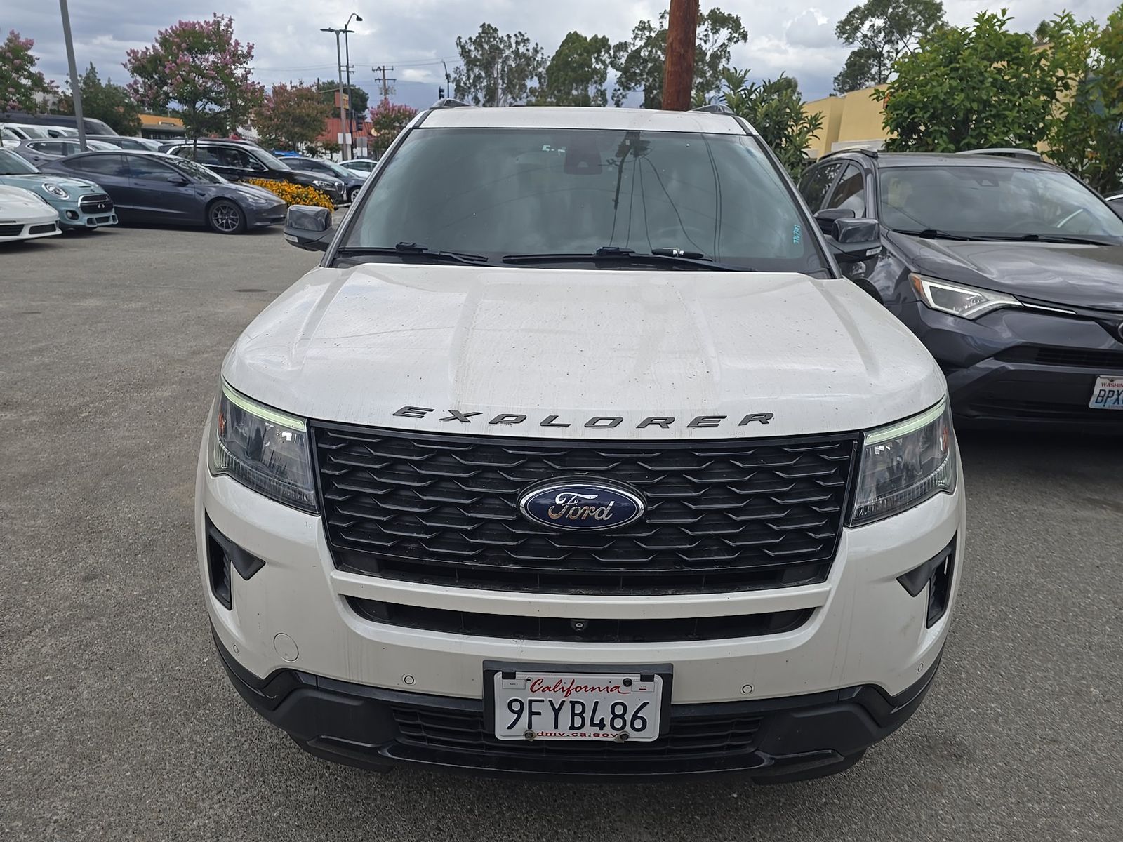 FORD EXPLORER - 3