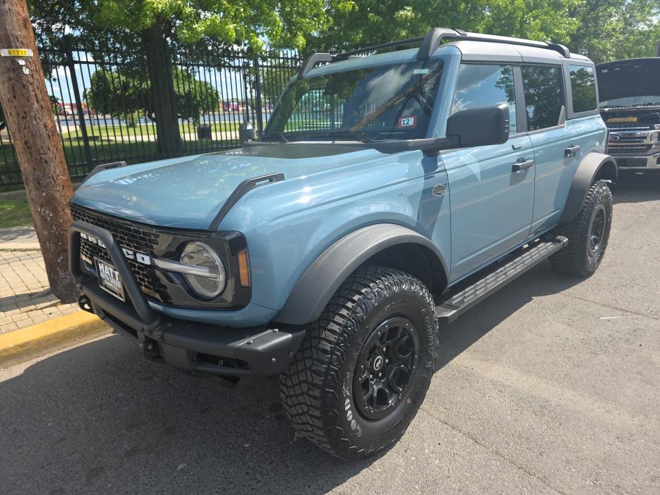 FORD BRONCO - 1