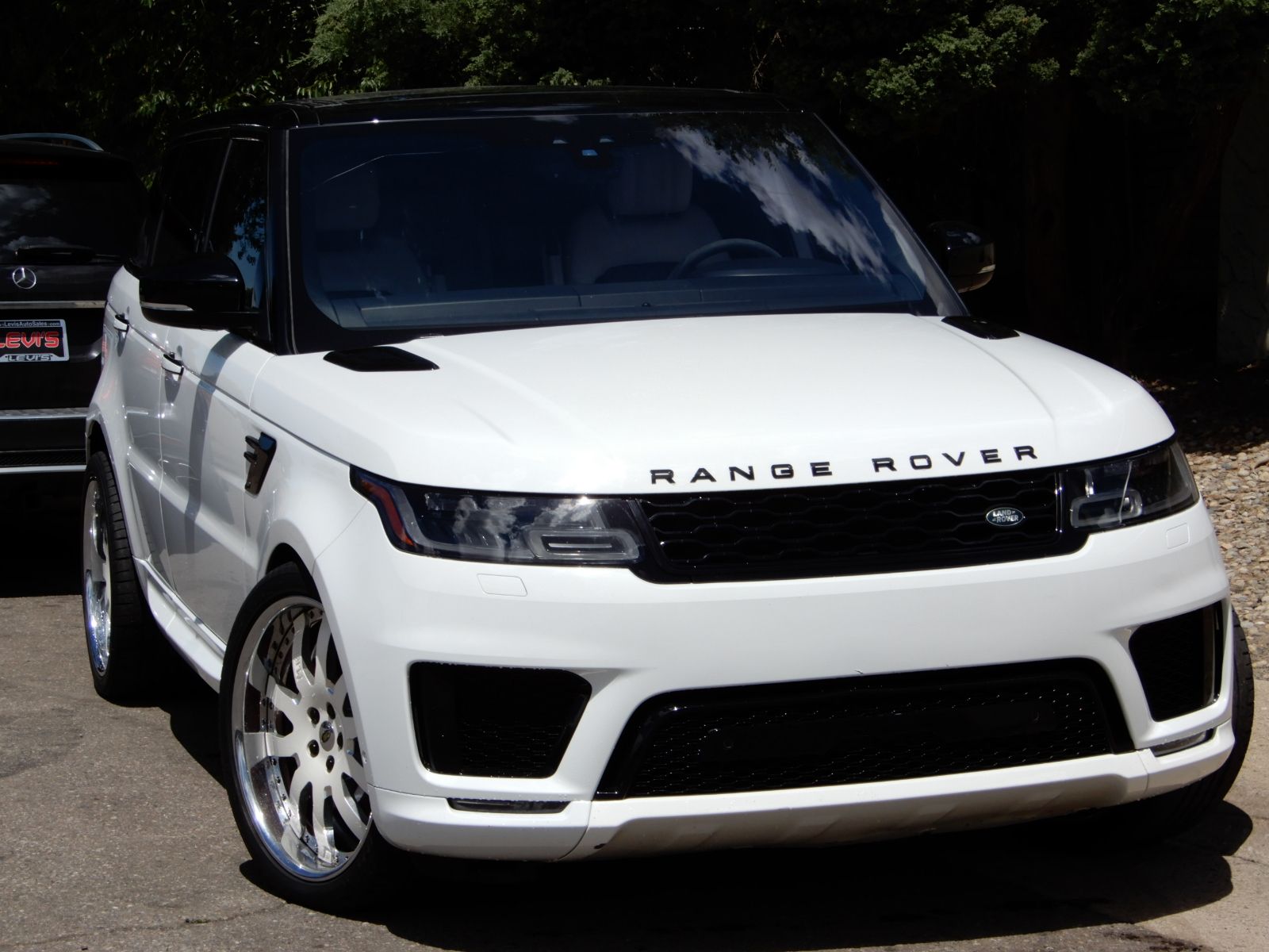 2020 Land Rover Range Rover Sport HST AWD