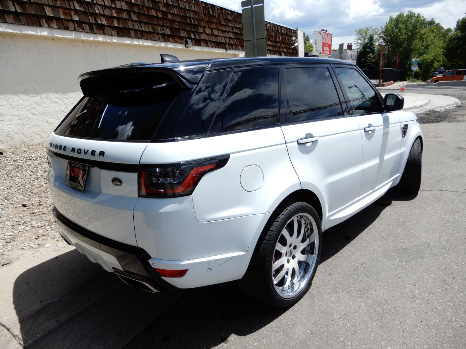 2020 Land Rover Range Rover Sport HST AWD