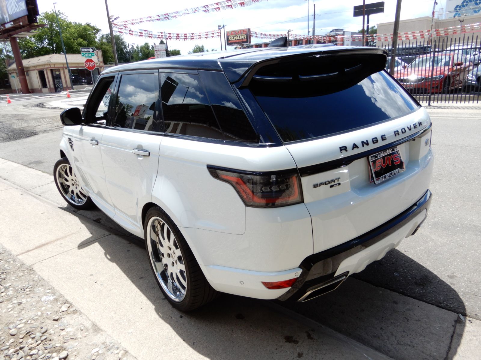 2020 Land Rover Range Rover Sport HST AWD