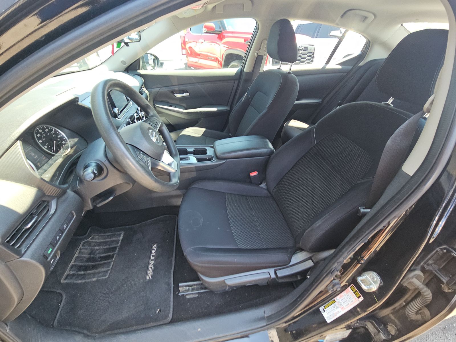 NISSAN SENTRA - 8