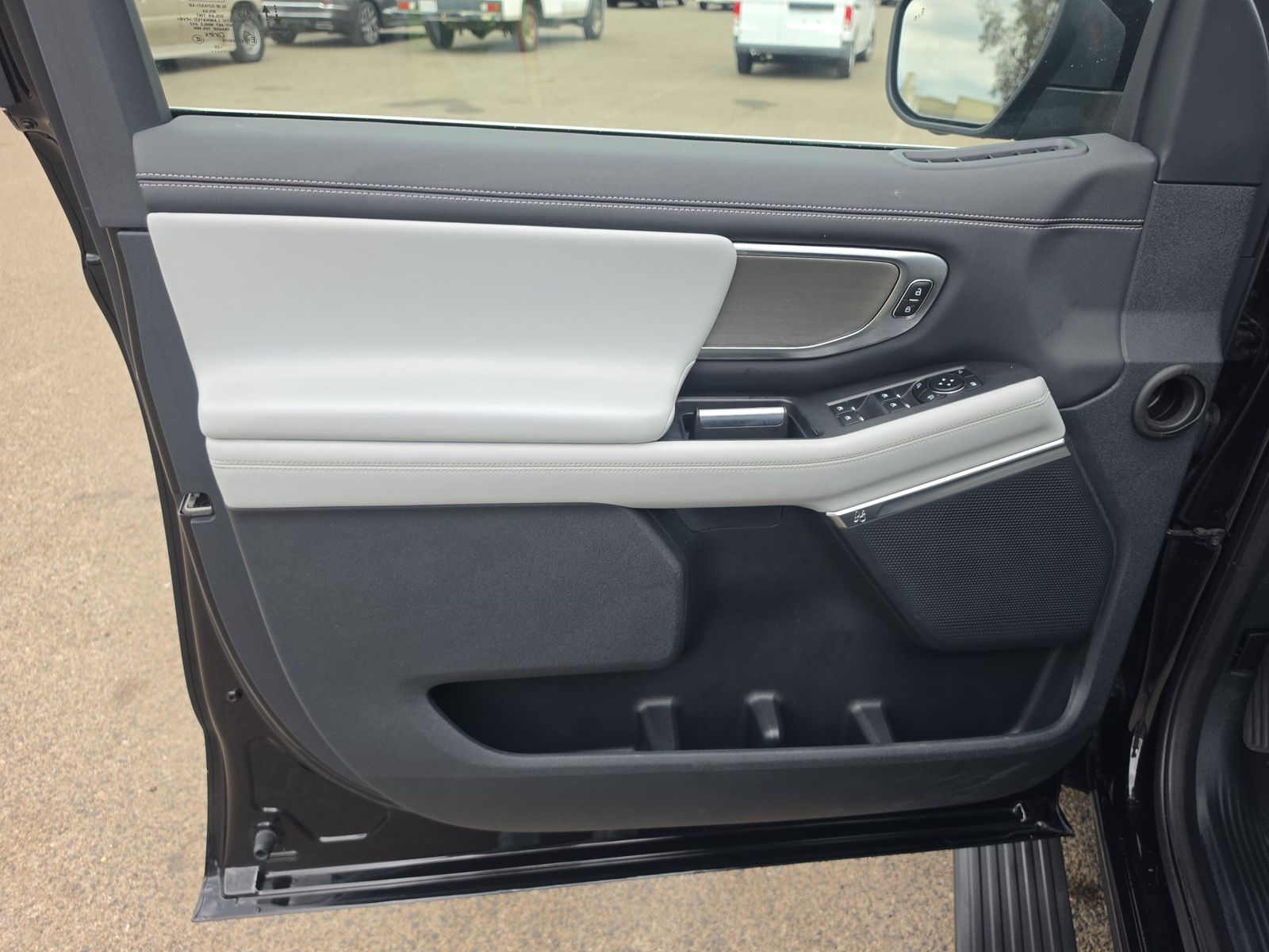 FORD EXPEDITION MAX - 10