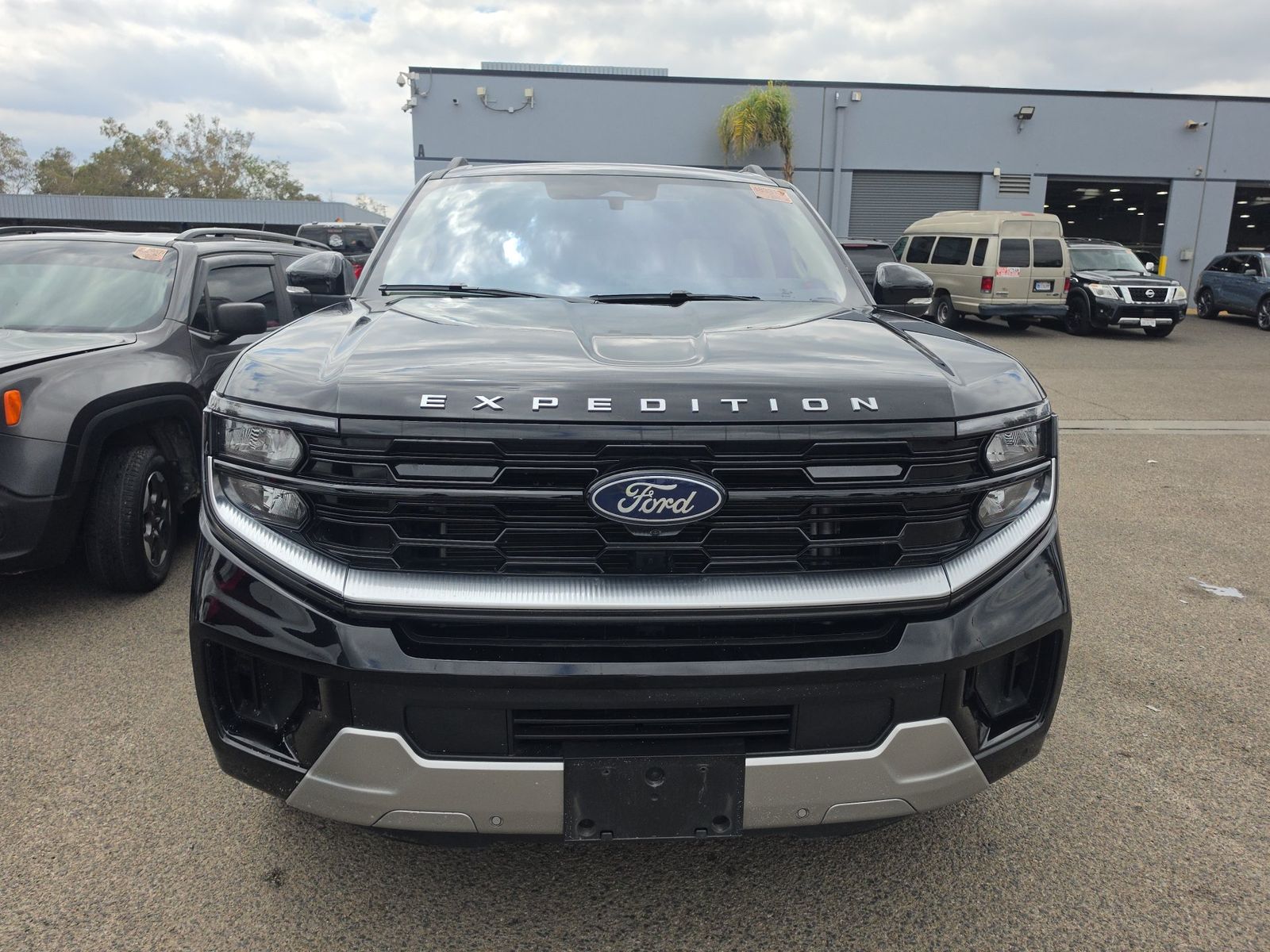 FORD EXPEDITION MAX - 3