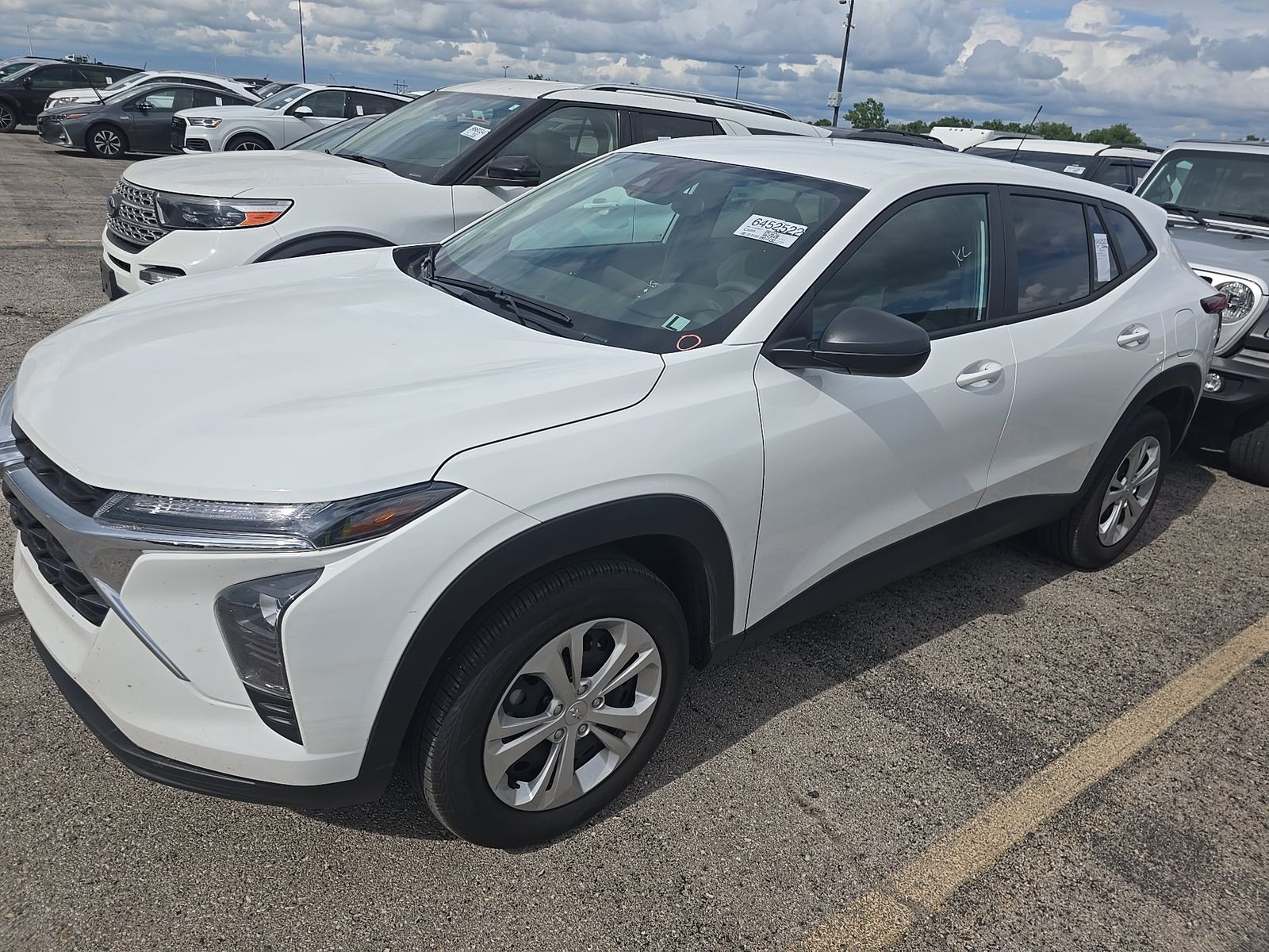 CHEVROLET TRAX - 1