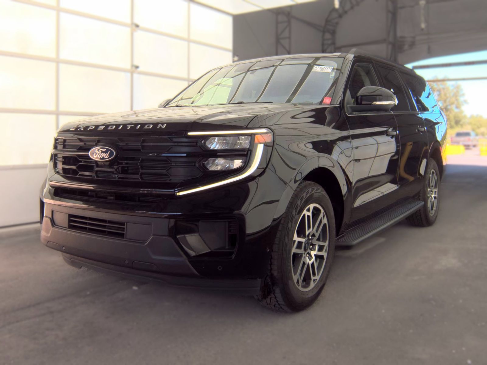 FORD EXPEDITION MAX - 1