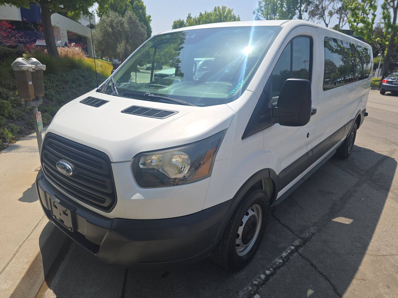 FORD TRANSIT 350 - 1