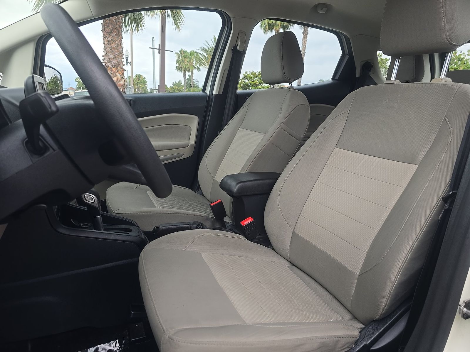 FORD ECOSPORT - 8