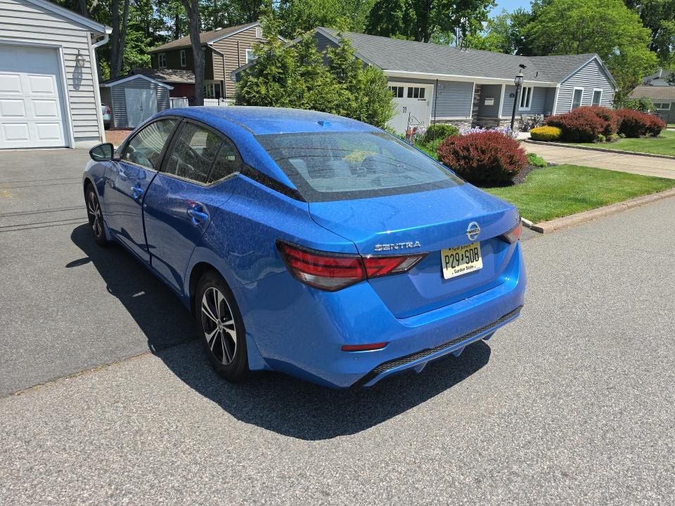 NISSAN SENTRA - 8